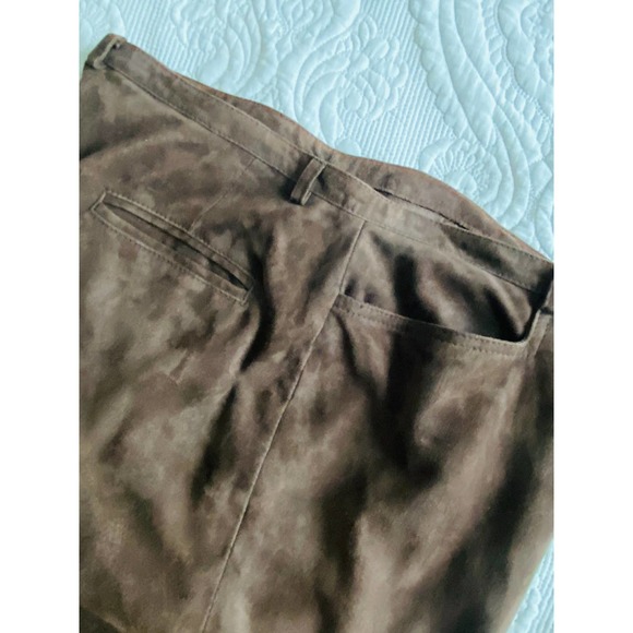 Harold's Chocolate Brown Suede Pants size 6 EUC - Picture 5 of 6